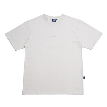 imagem CAMISETA NOME BORDADO CREME 